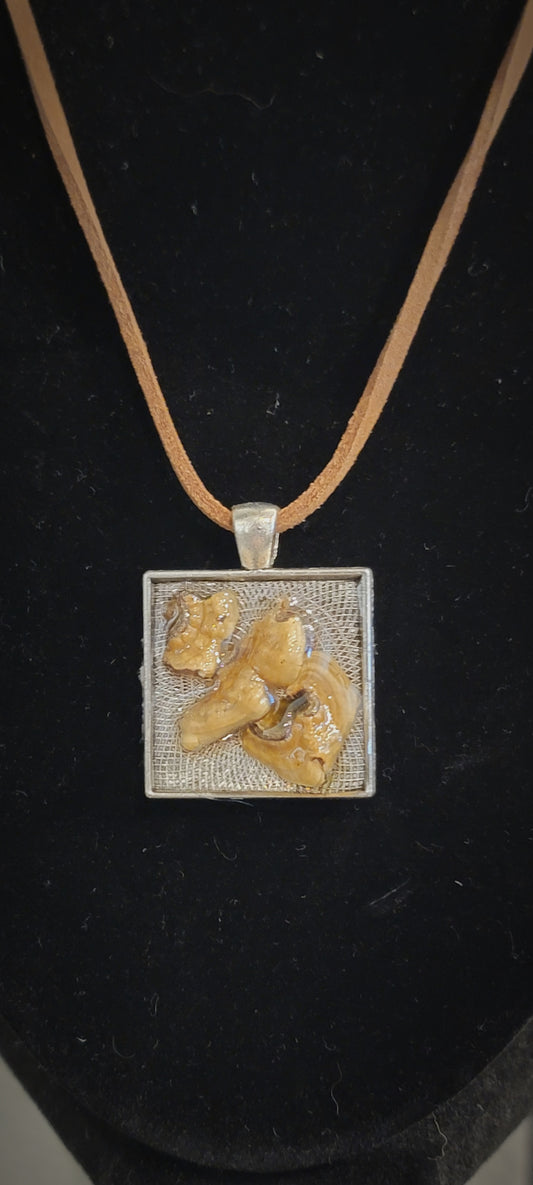 Shelf mushroom pendant